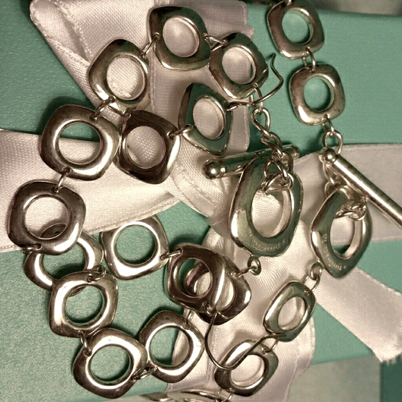 Tiffany & Co. Cushion Necklace/Bracelet/Earrings - Picture 4 of 8